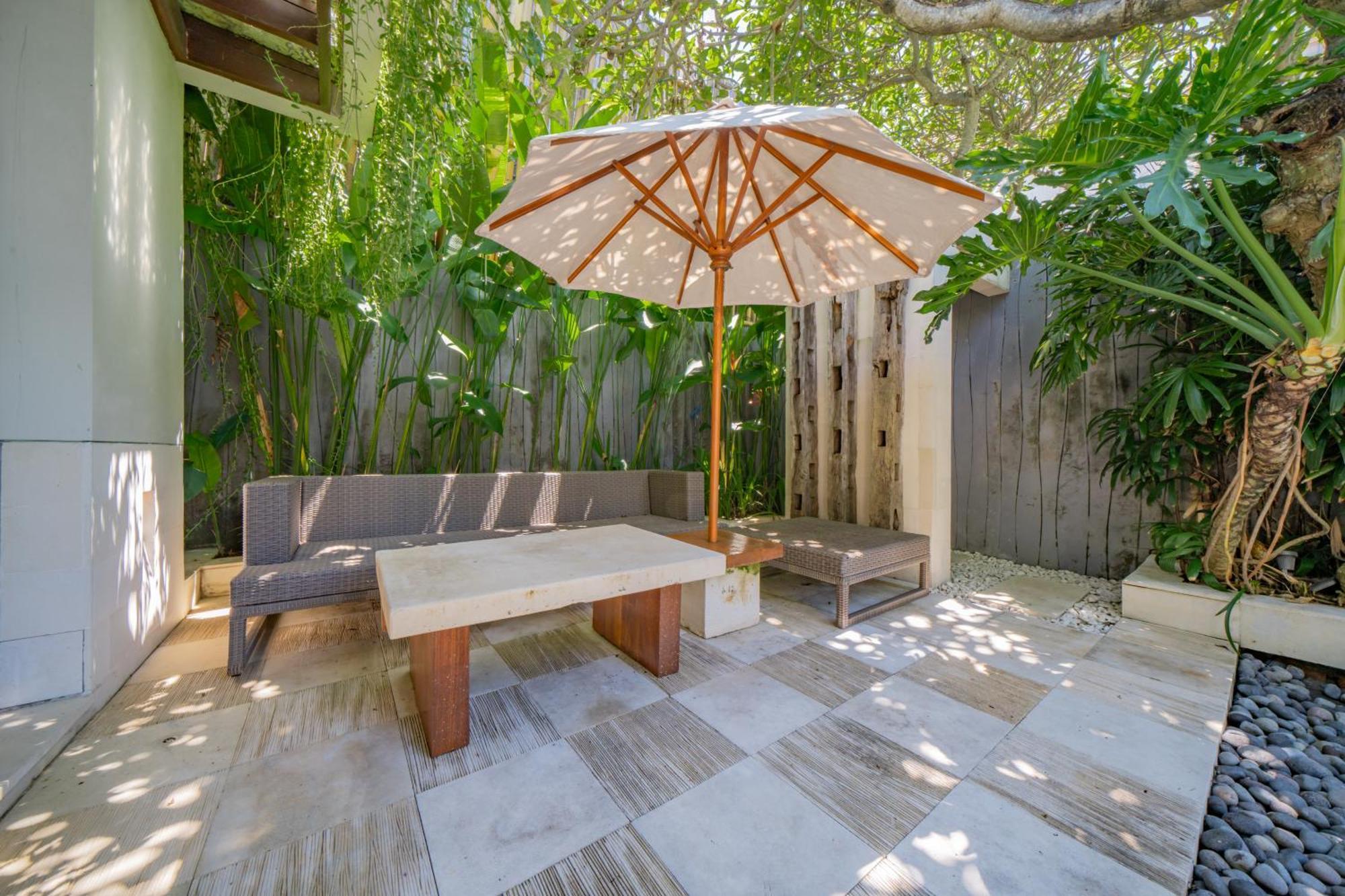 Kedonganan Beach Villas Jimbaran  Exterior photo