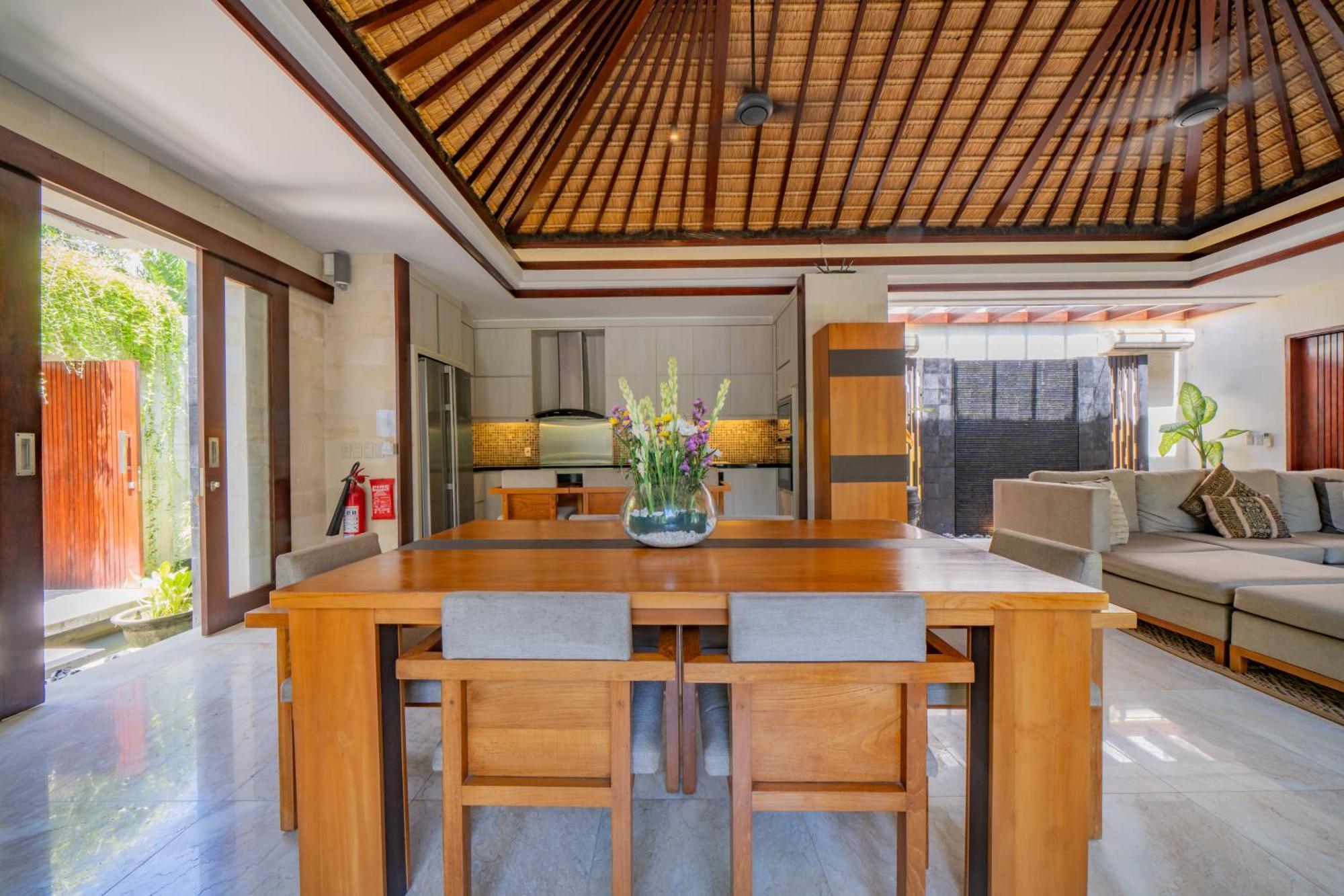 Kedonganan Beach Villas Jimbaran  Exterior photo